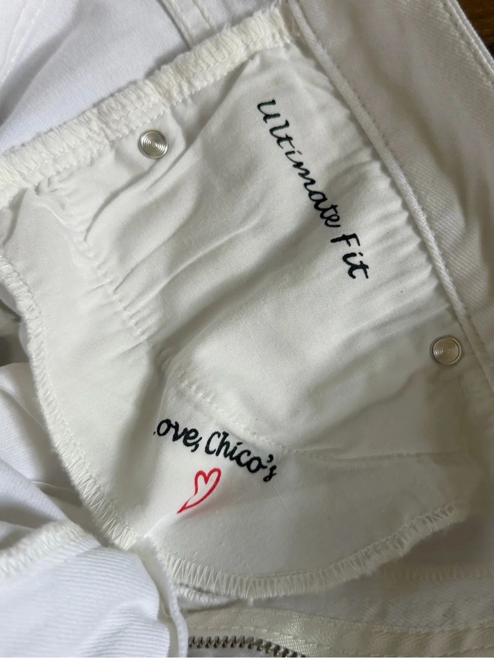 Chico’s | Platinum Denim Ultimate Fit White Straight Leg Jeans Size 0.5 (US 6)